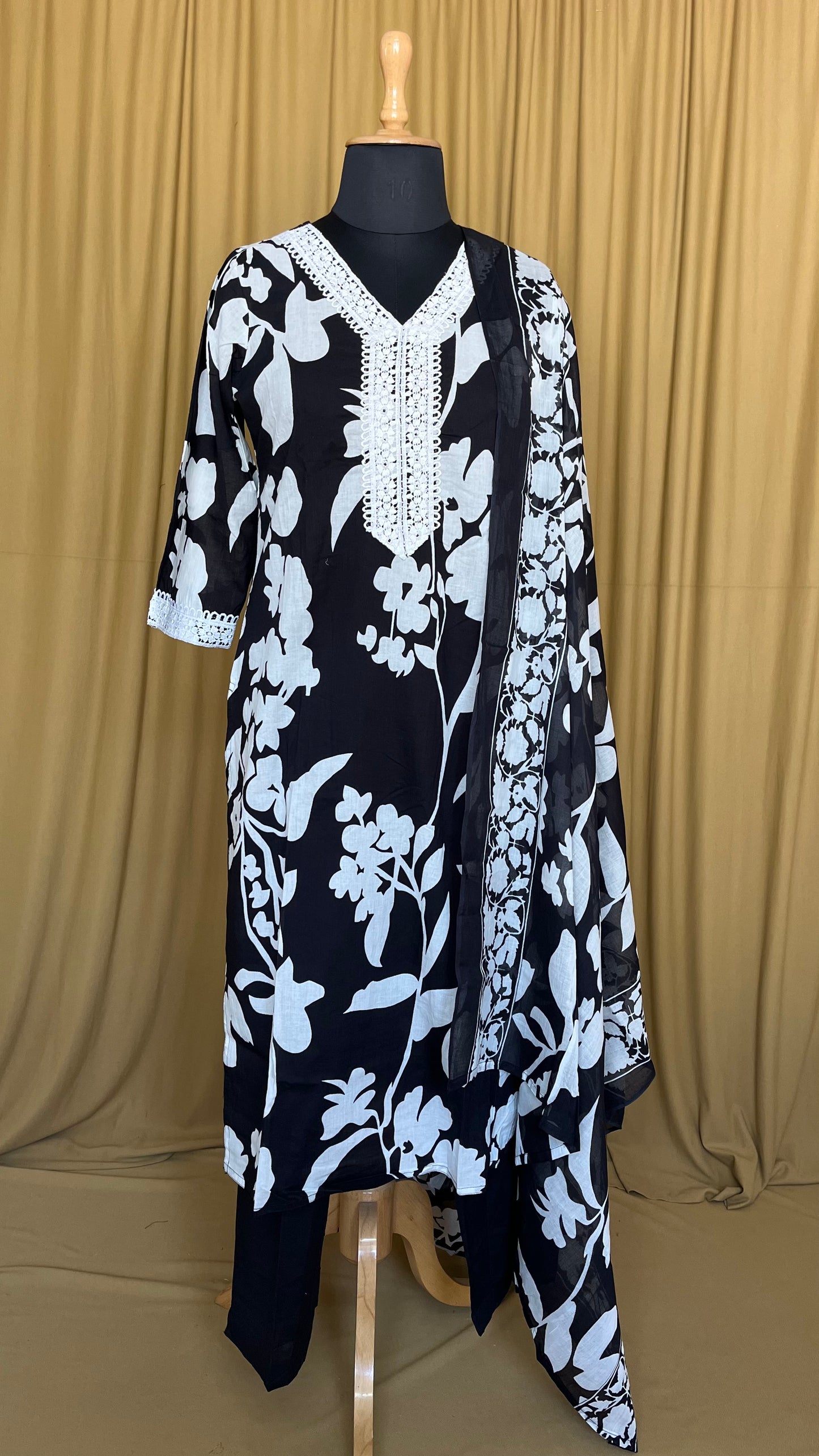 ST-282 BLACK & WHITE 3PC SET
