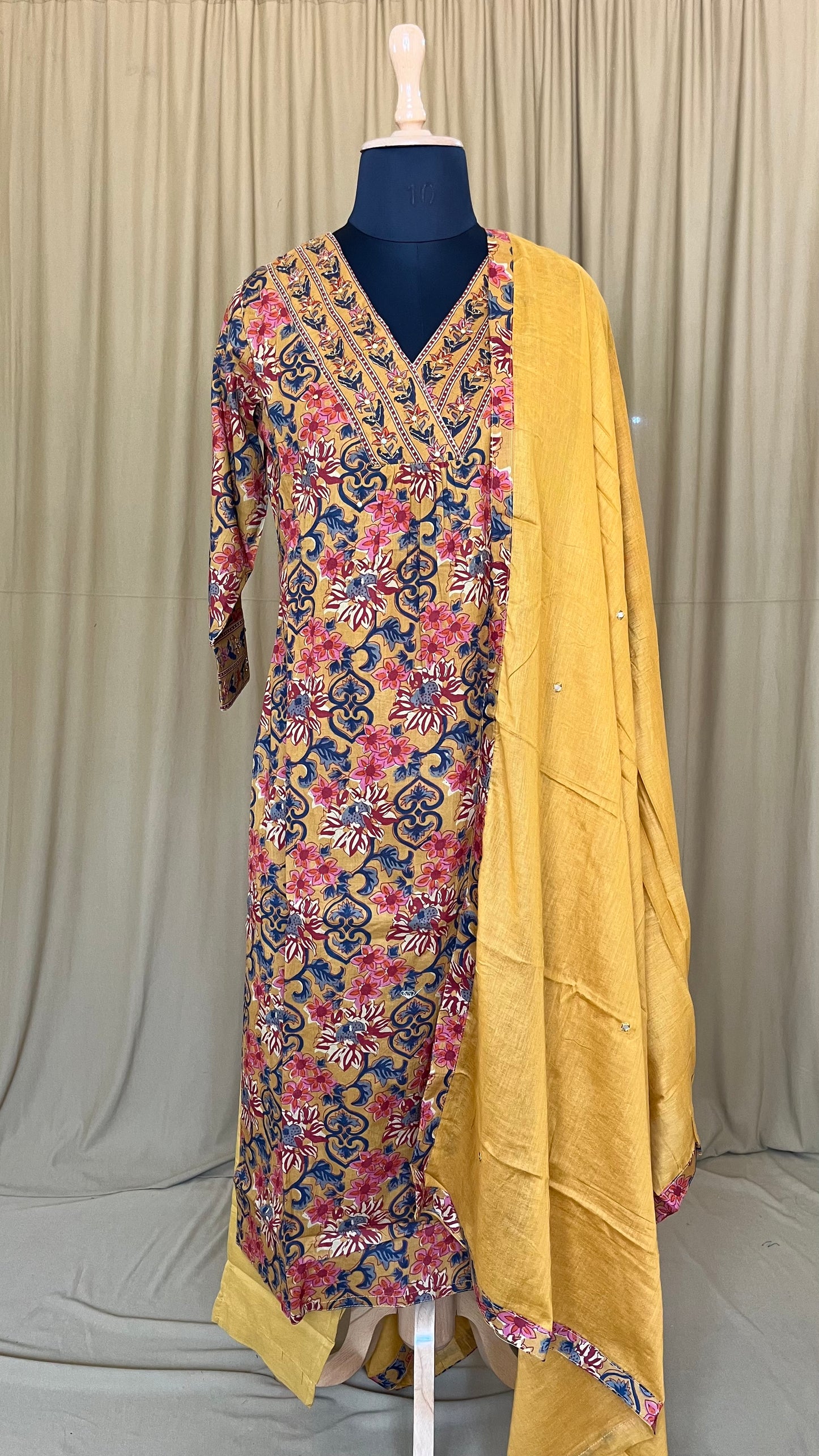 ST-356 YELLOW V NECK 3PC-BASURI