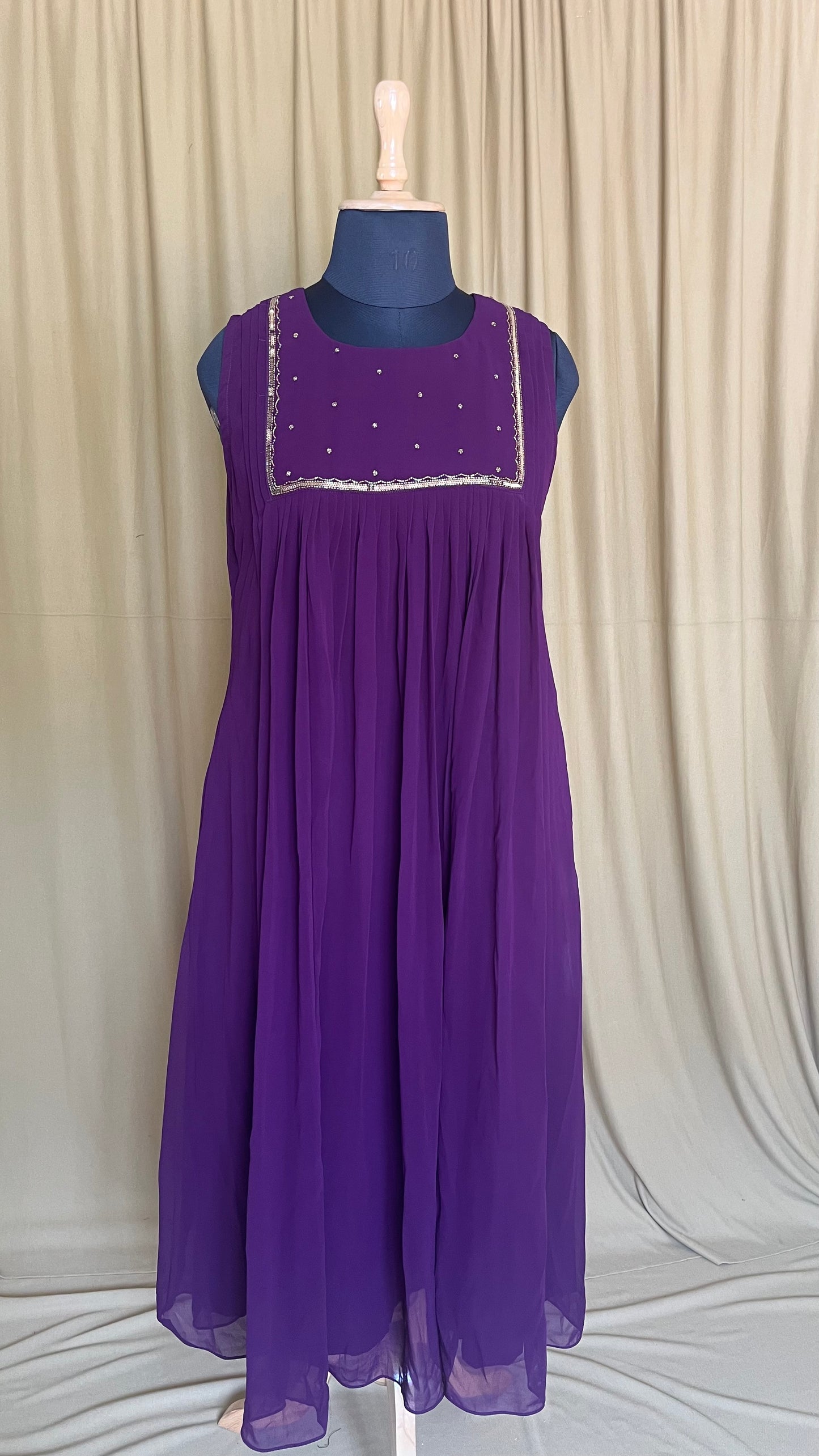 ST103-PURPLE SLEEVLESS PLEATED