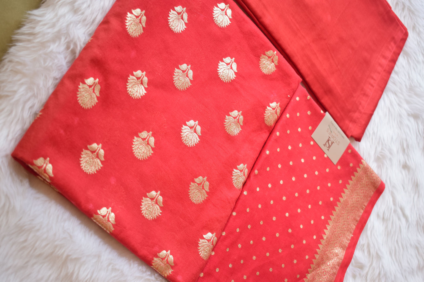 Radiant Red Gold Unstitched Set