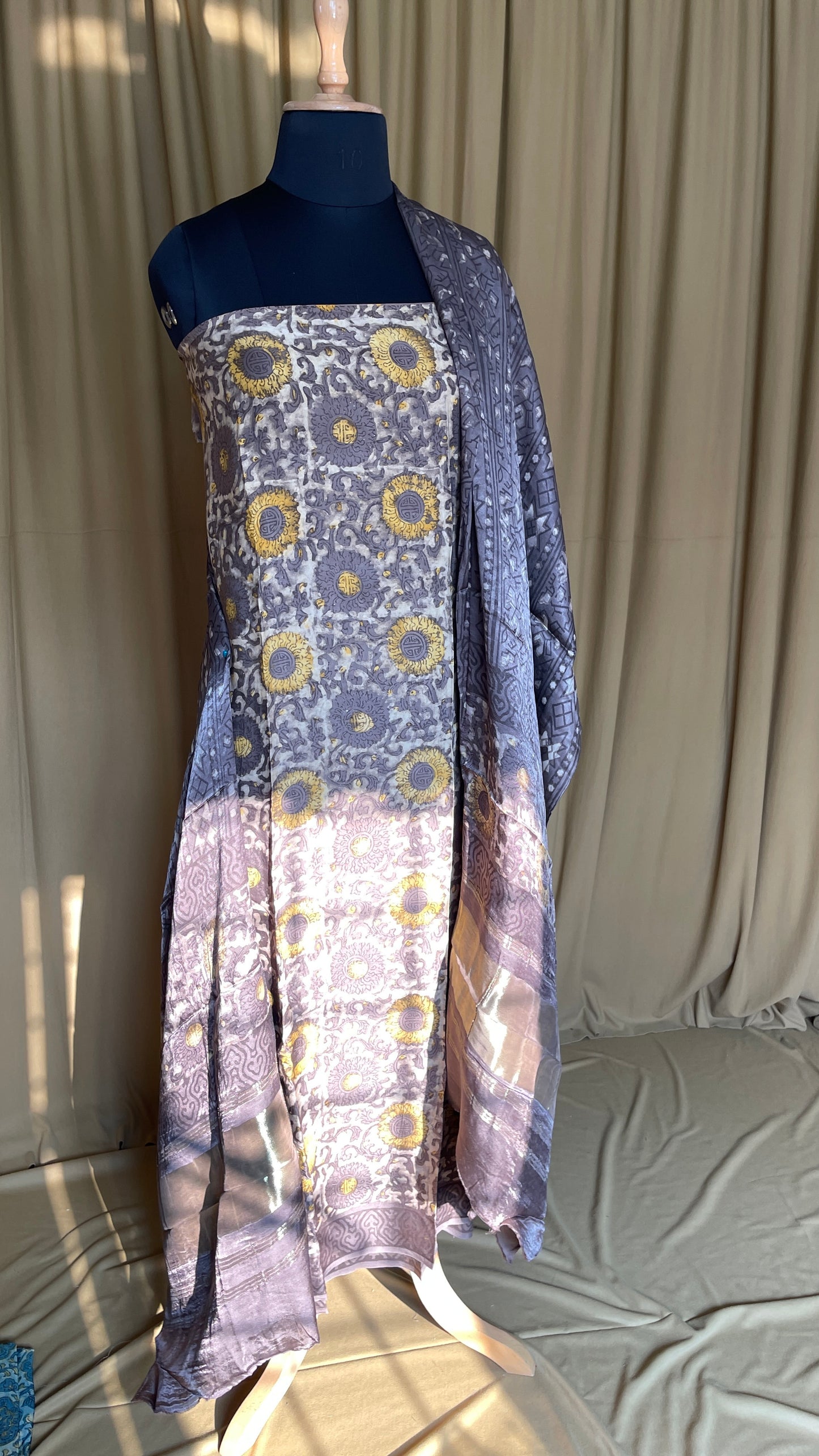 ST-371 UNSTITCHED MODAL SILK SUIT