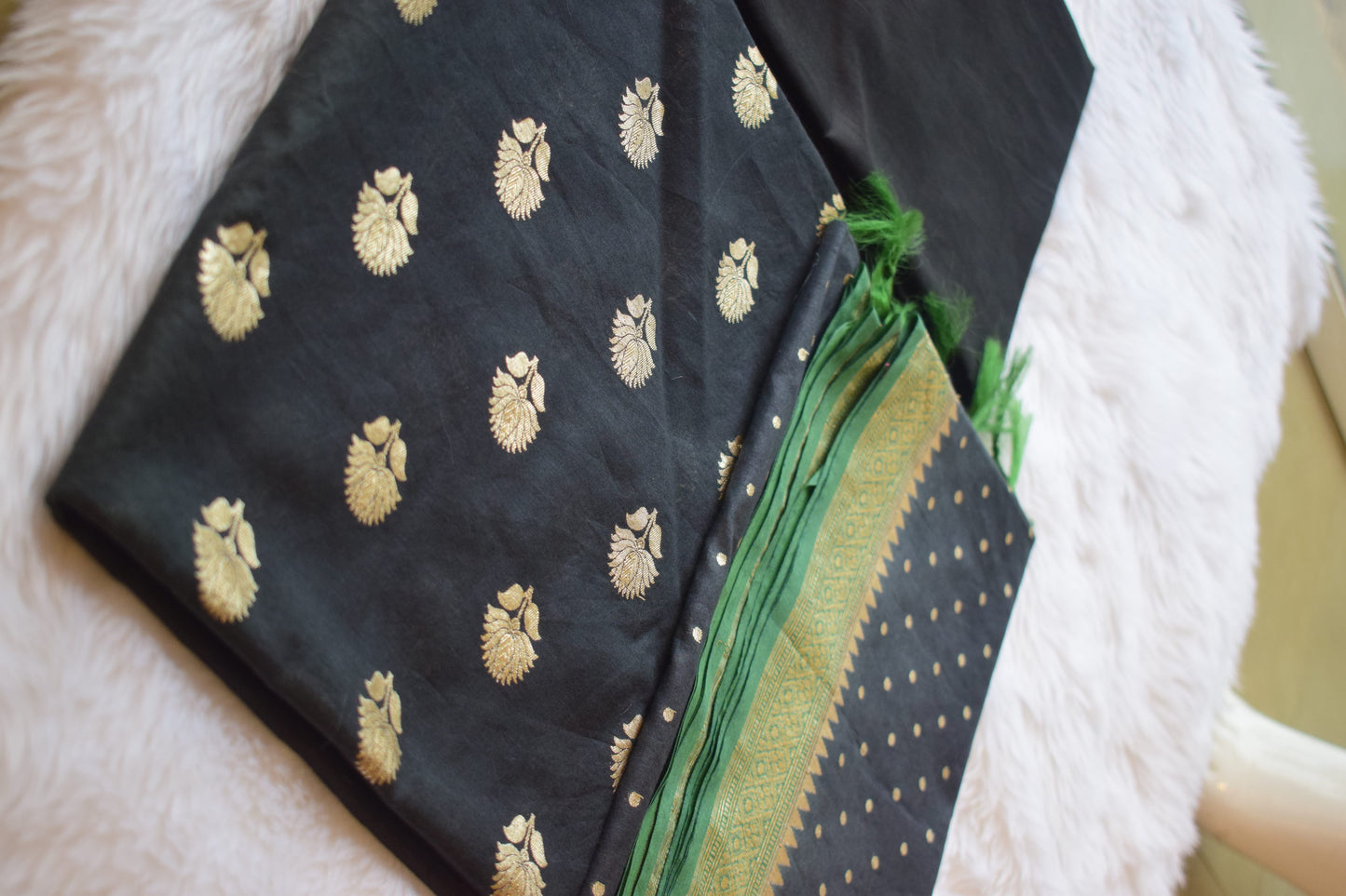 Craft Your Masterpiece: Unstitched Suit Set ✨