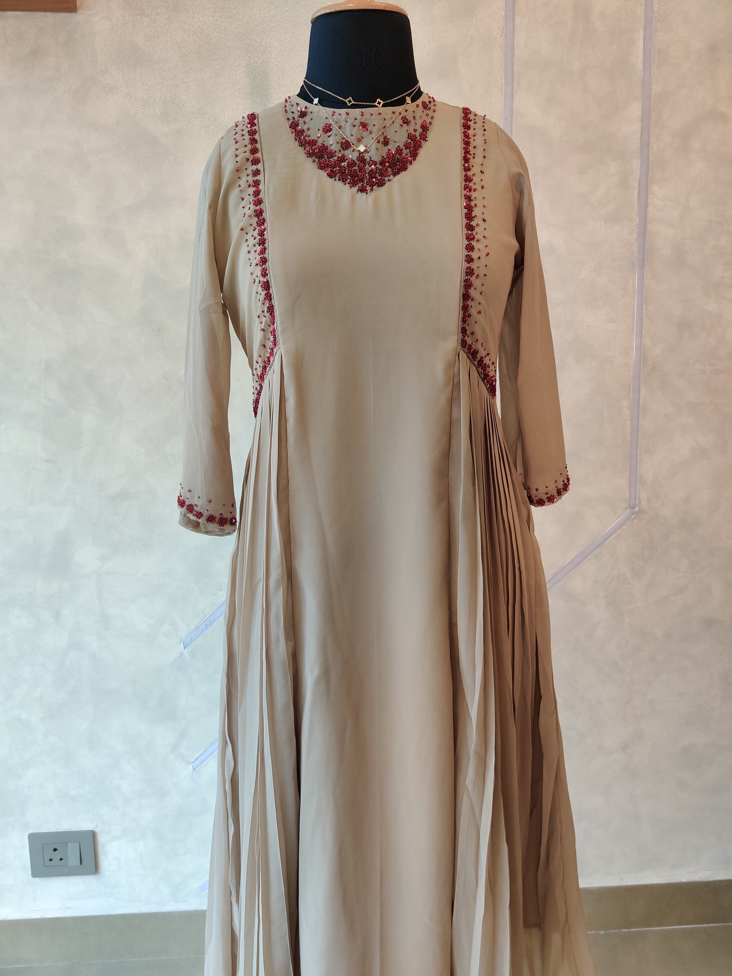 CREAM RED H/W- ST133