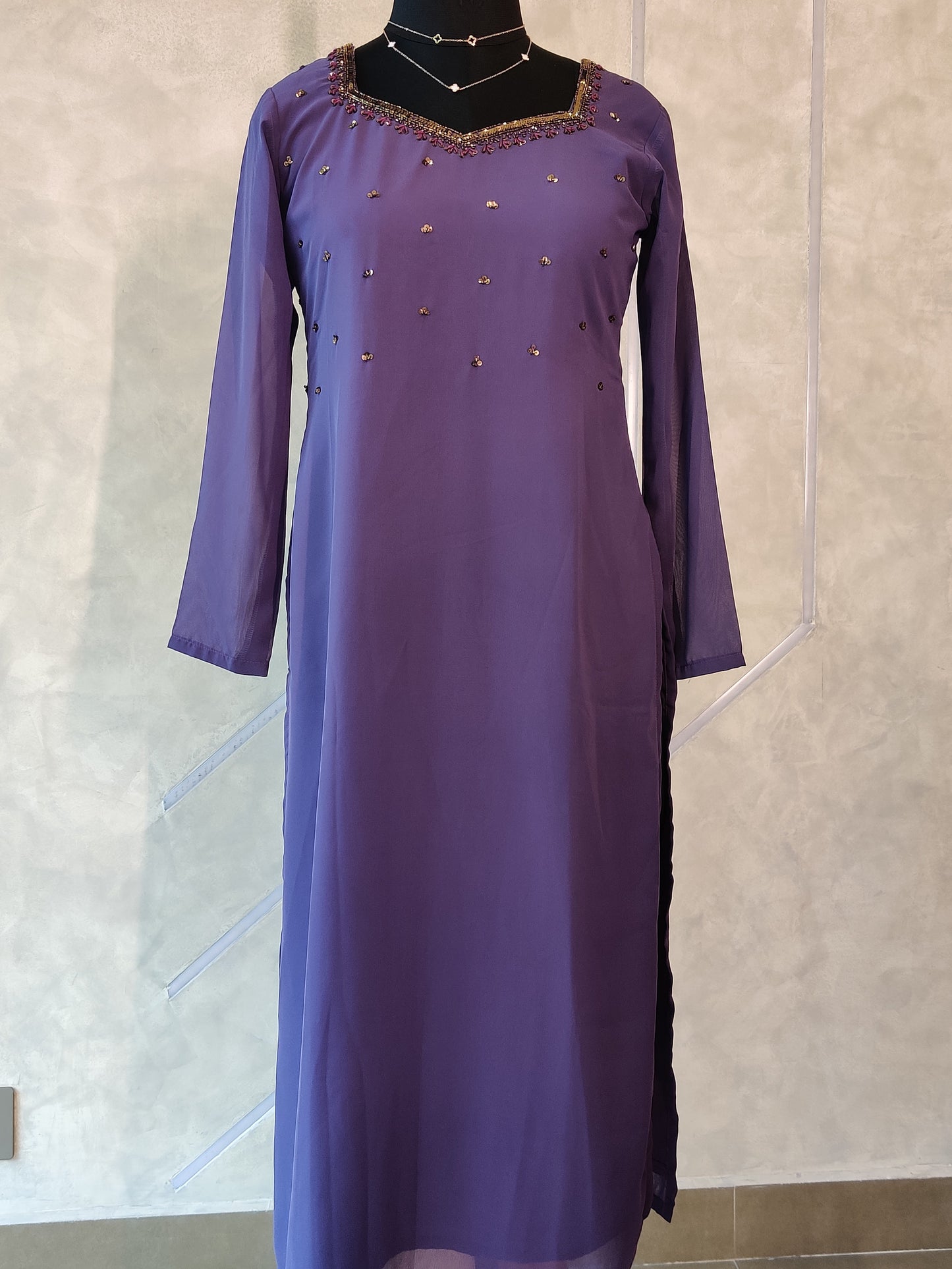 VIOLET SLITTED HANDWORK-ST 97