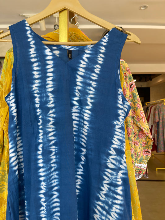 BLUE AND WHITE ALINE POCKET DRESS S/S- ST 391