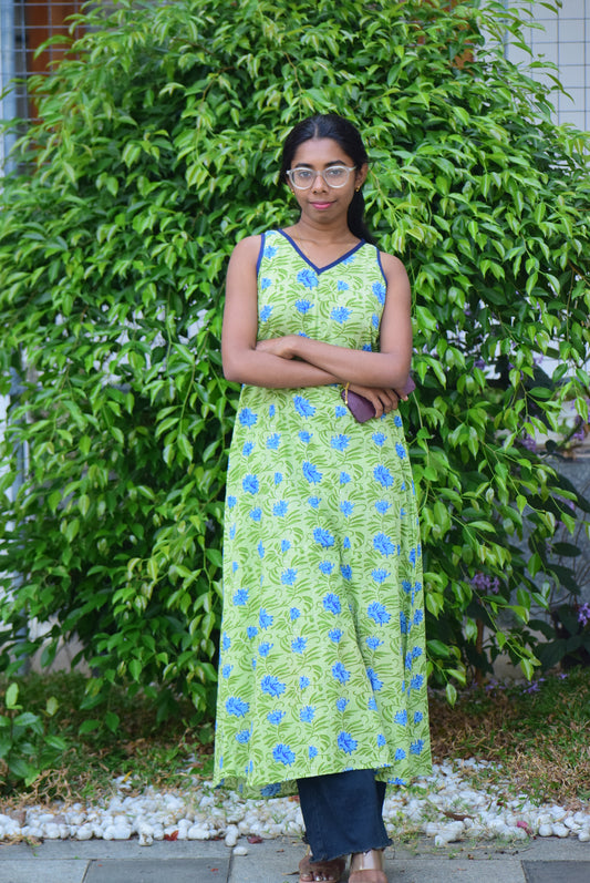 ST476LITE GREEN S/S COTTON DRESS