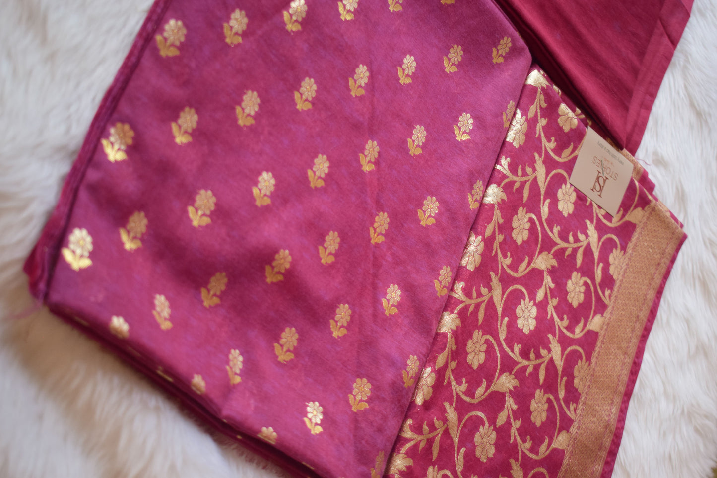 Elegant Magenta Banarasi Silk Saree with Golden Zari Work