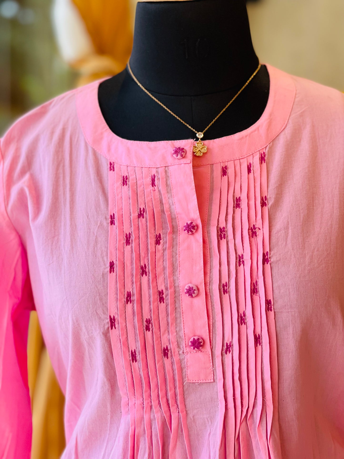 Pink collar Pintuck 2 Piece