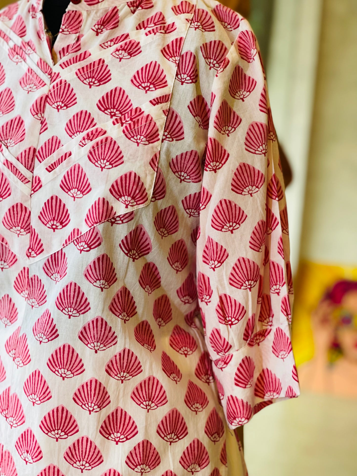 Collar co-ord pink flower white