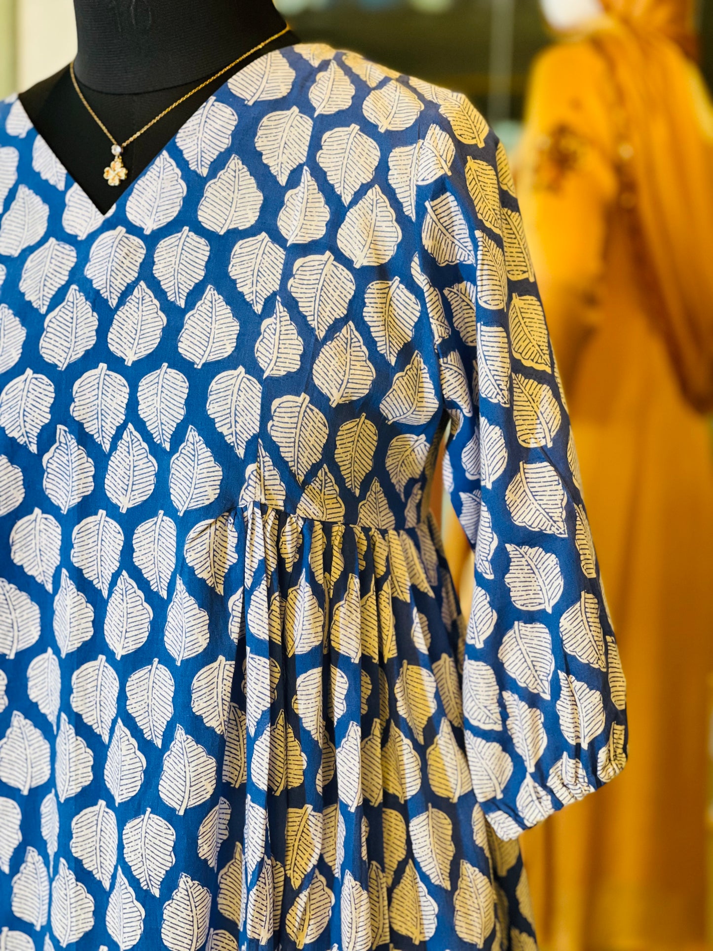 Side pleated Blue cotton